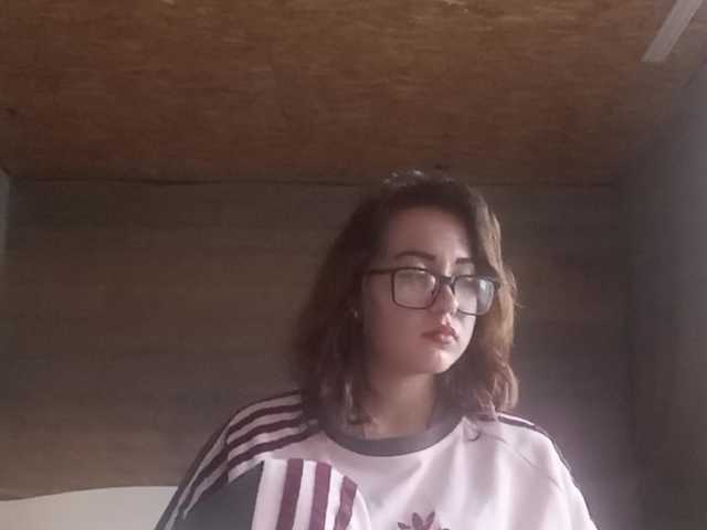 BeaHounchell live cam on BongaCams