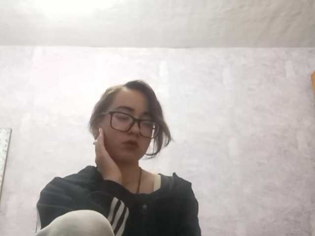 BeaHounchell live cam on BongaCams