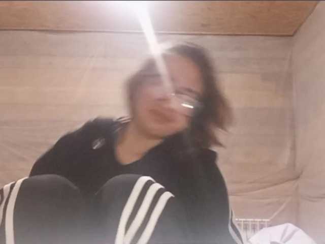 BeaHounchell live cam on BongaCams