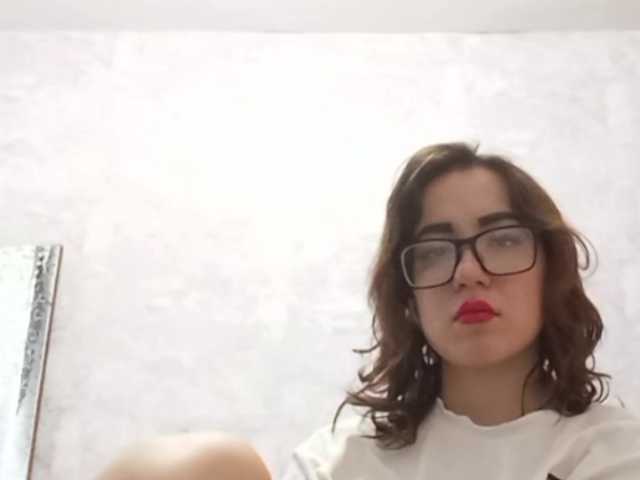 BeaHounchell live webcam show