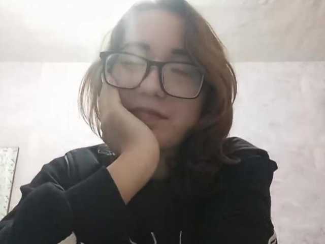 BeaHounchell live cam on BongaCams