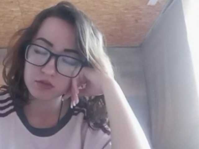 BeaHounchell live cam on BongaCams