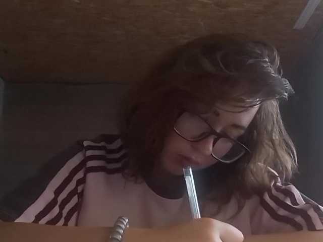 BeaHounchell live cam on BongaCams