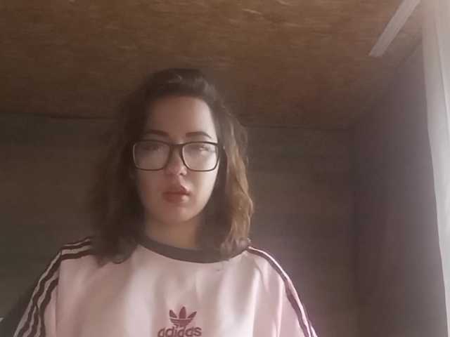 BeaHounchell live cam on BongaCams