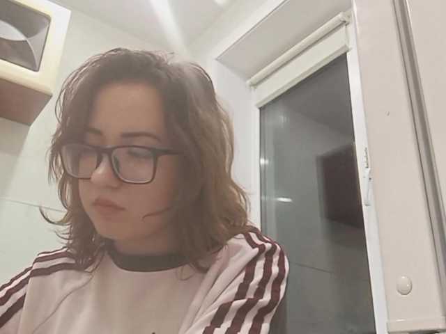 BeaHounchell live cam on BongaCams