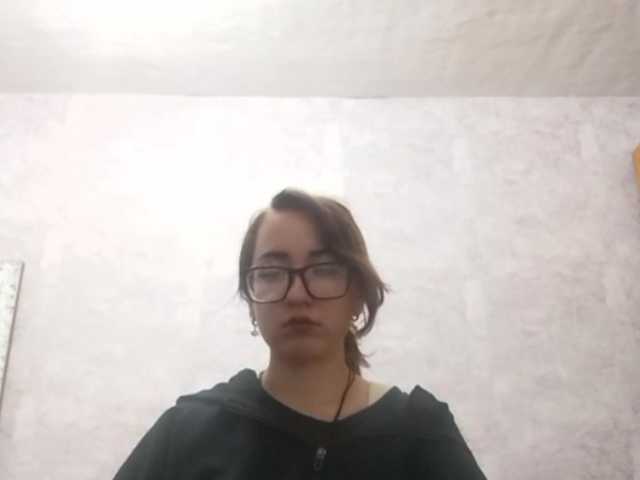 BeaHounchell live cam on BongaCams