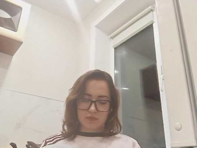 BeaHounchell live cam on BongaCams