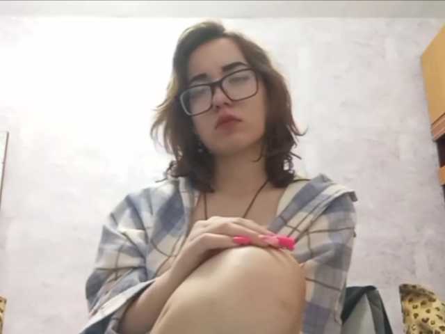 BeaHounchell live cam on BongaCams