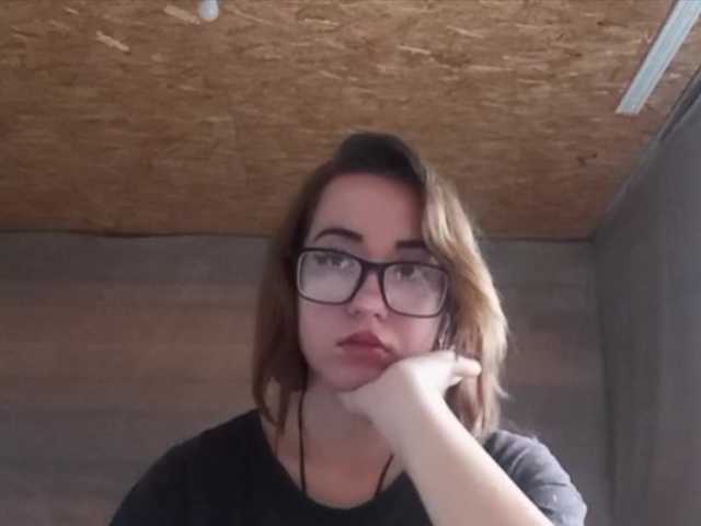 BeaHounchell live cam on BongaCams