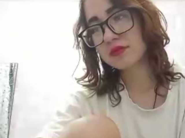 BeaHounchell live cam on BongaCams