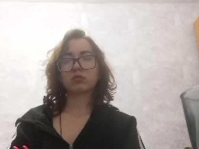 BeaHounchell live cam on BongaCams