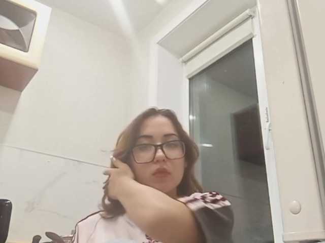 BeaHounchell live cam on BongaCams