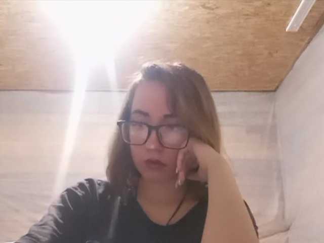 BeaHounchell live cam on BongaCams