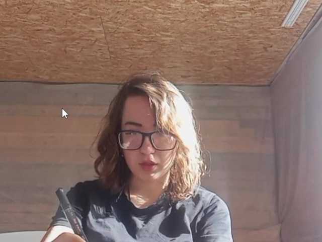 BeaHounchell live cam on BongaCams