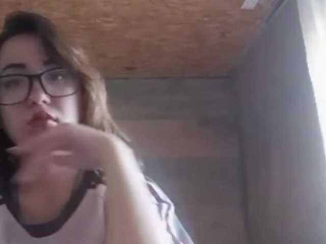 BeaHounchell live cam on BongaCams