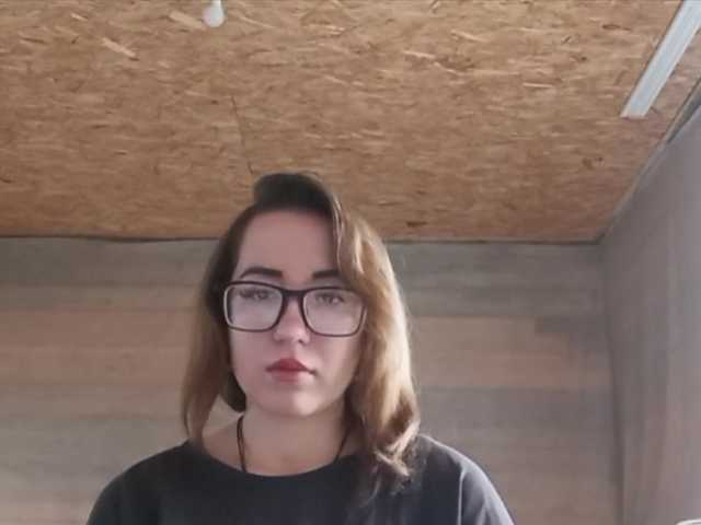 BeaHounchell live cam on BongaCams