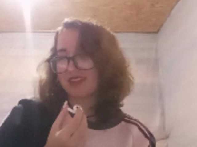 BeaHounchell live cam on BongaCams