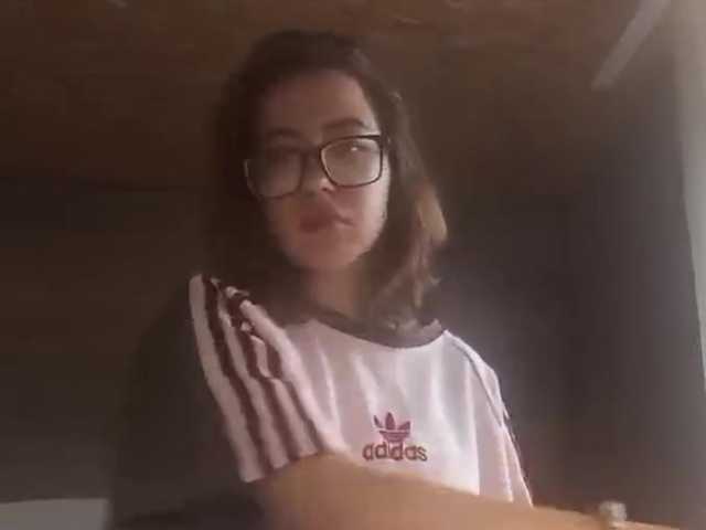BeaHounchell live cam on BongaCams