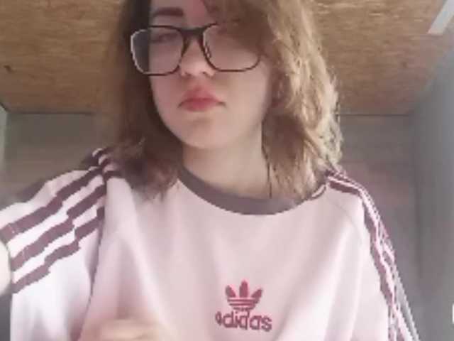 BeaHounchell live cam on BongaCams