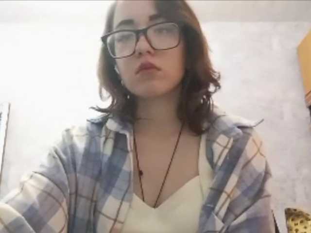 BeaHounchell live cam on BongaCams