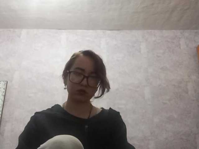 BeaHounchell live cam on BongaCams