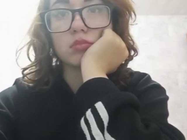 BeaHounchell live cam on BongaCams