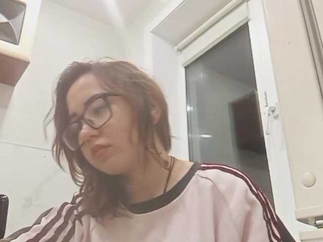 BeaHounchell live cam on BongaCams