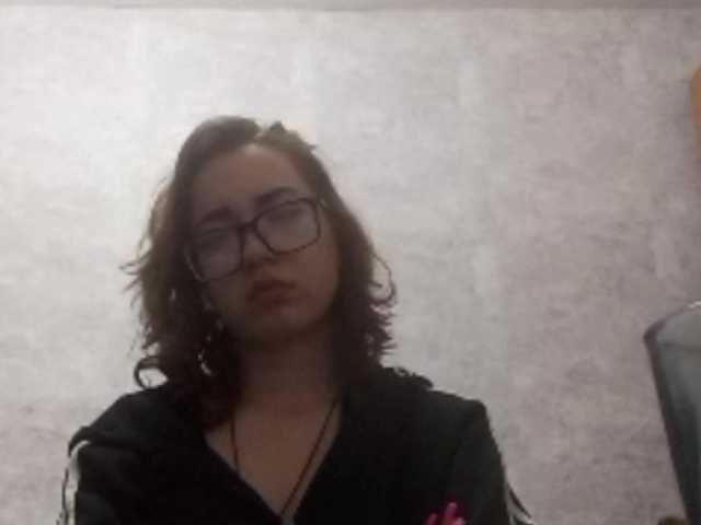 BeaHounchell live cam on BongaCams