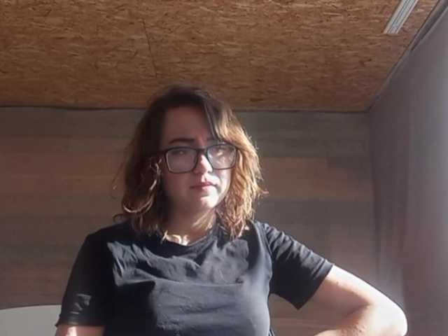 BeaHounchell live cam on BongaCams
