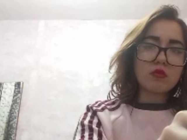 BeaHounchell live cam on BongaCams
