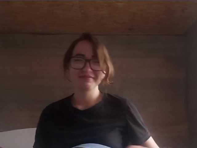 BeaHounchell live cam on BongaCams
