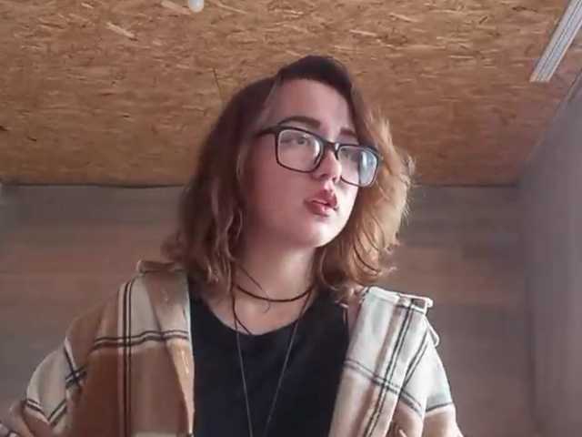 BeaHounchell live cam on BongaCams