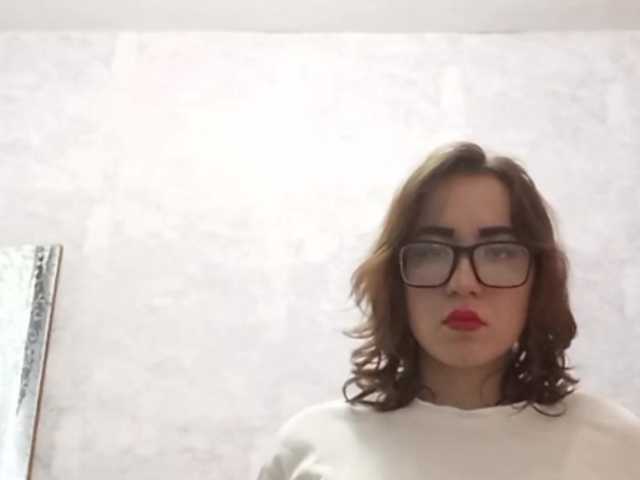 BeaHounchell live cam on BongaCams