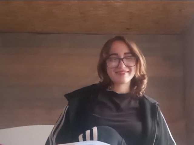 BeaHounchell live cam on BongaCams