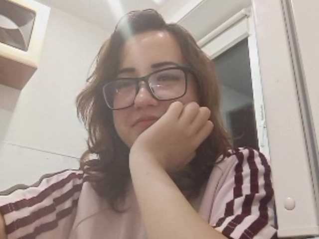 BeaHounchell live cam on BongaCams