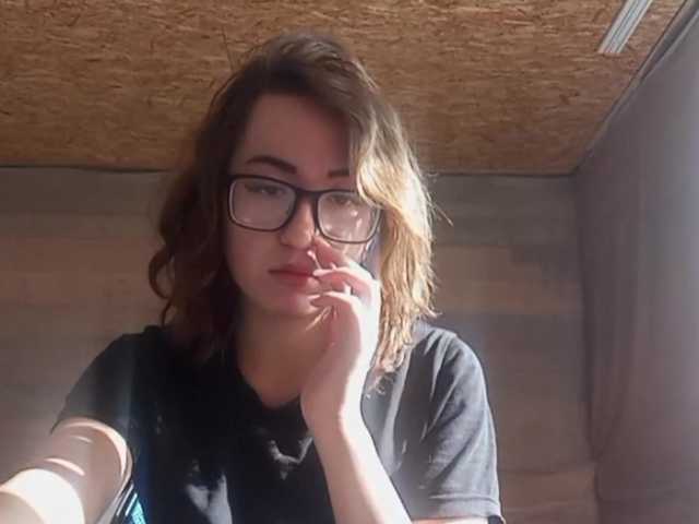 BeaHounchell live cam on BongaCams