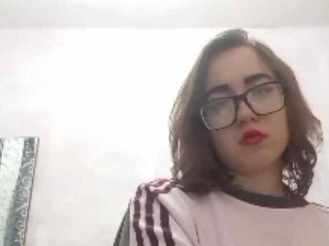 BeaHounchell live cam on BongaCams