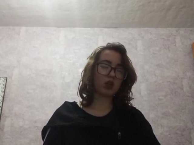 BeaHounchell live cam on BongaCams