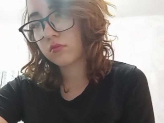 BeaHounchell live cam on BongaCams