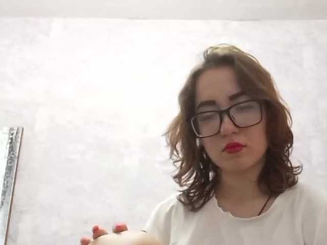 BeaHounchell live webcam show