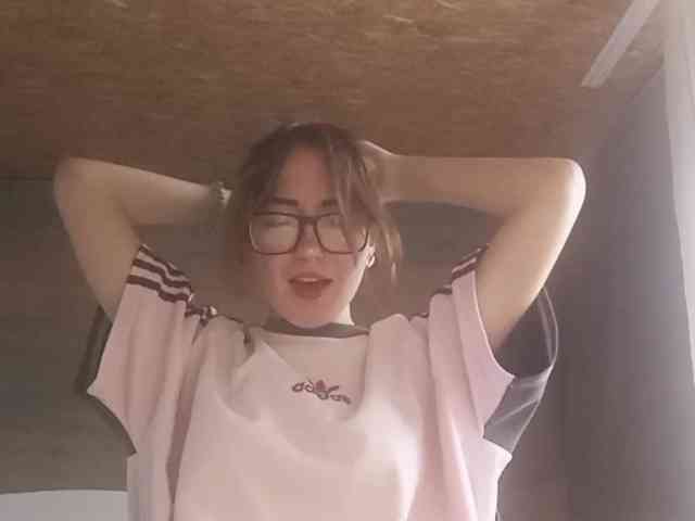 BeaHounchell Live Webcam on BongaCams