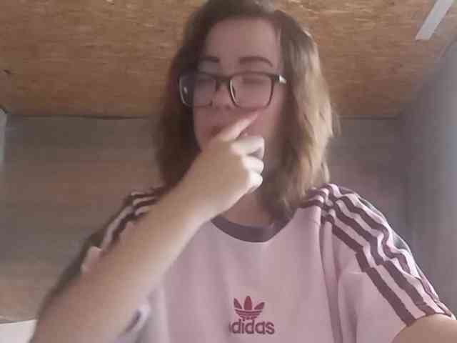 BeaHounchell Live Webcam on BongaCams