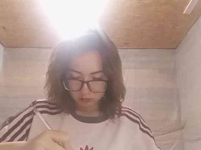 BeaHounchell Live Webcam on BongaCams