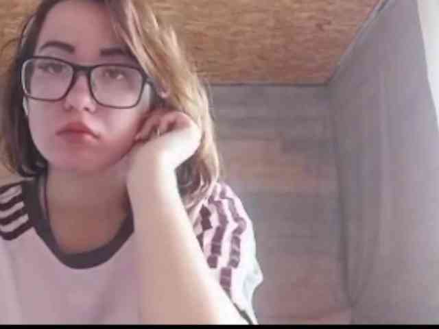 BeaHounchell Live Webcam on BongaCams