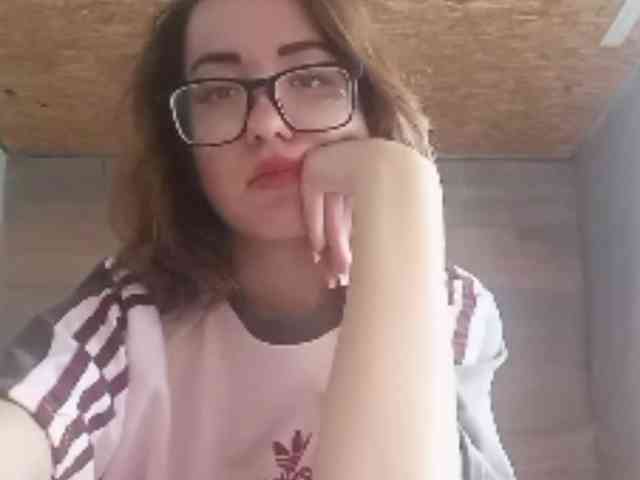BeaHounchell Live Webcam on BongaCams