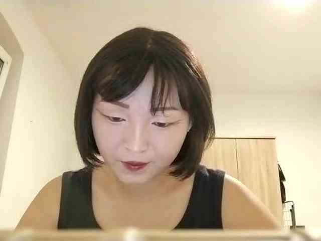 JodeeKazin webcam