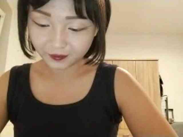 JodeeKazin webcam