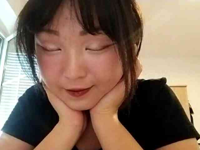 JodeeKazin webcam