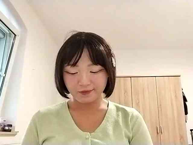 JodeeKazin webcam