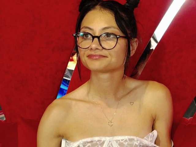 MayaLeey live cam on BongaCams